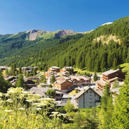 Convivial A La Foux D'allos, 57 M², Piscine Partagee * Allos