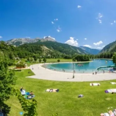 Convivial A La Foux D'allos 57 M² Piscine Partagee