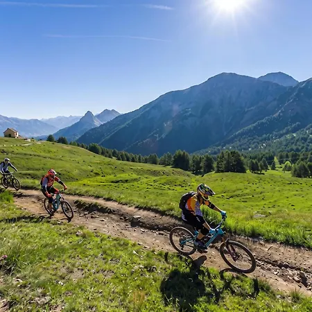 Convivial A La Foux D'allos, 57 M², Piscine Partagee